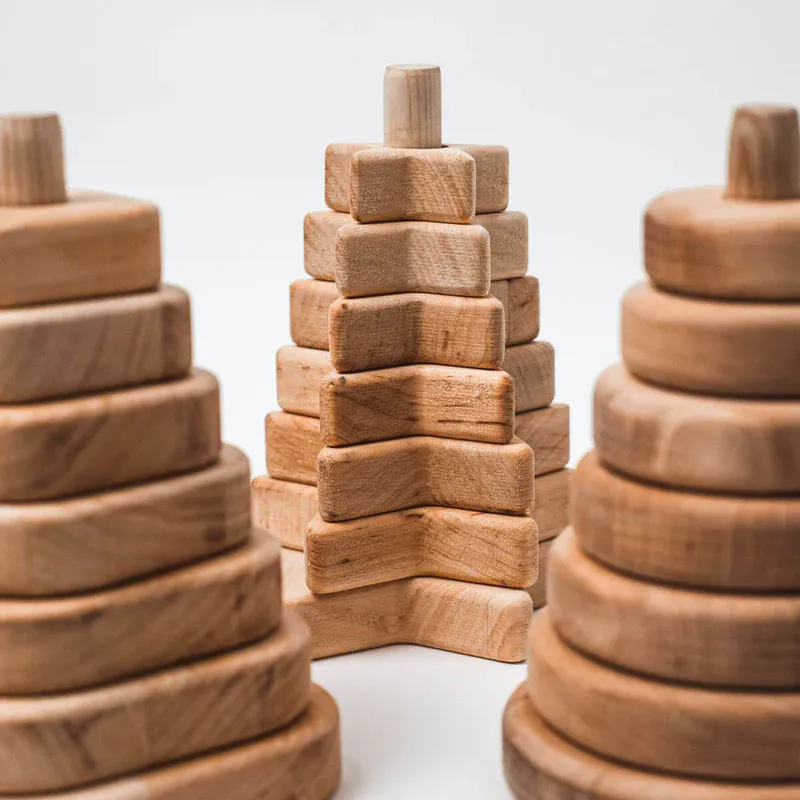 Montessori stableringer i tre- Square