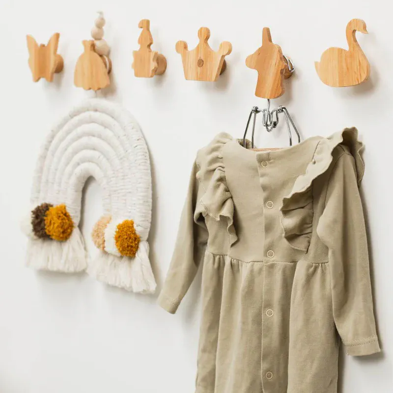 Veggkroker til barnerom – Nursery Wall Hangers