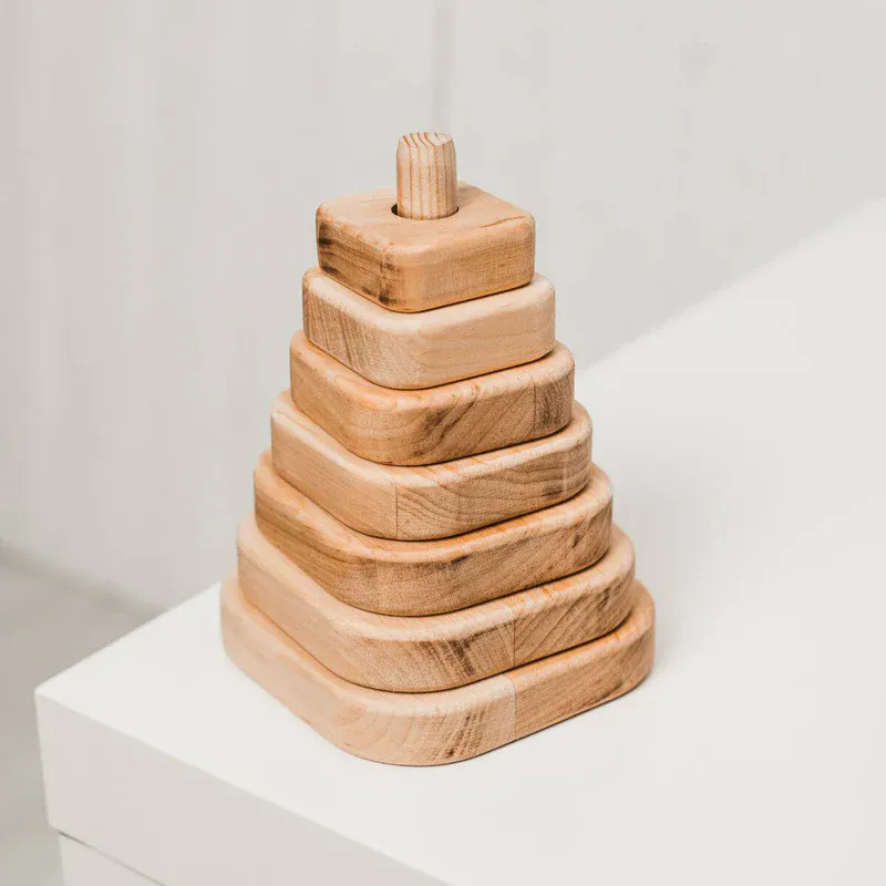 Montessori stableringer i tre- Square